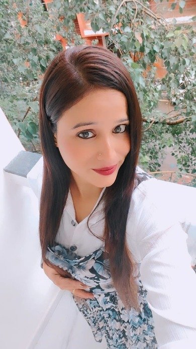 Call Girls service in Greater Kailash