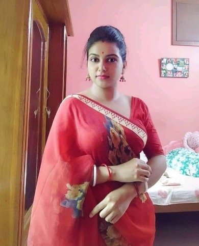 female Call Girls in Greater Kailash